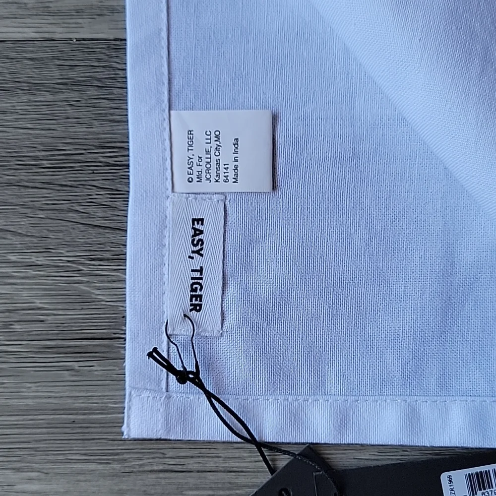 NWT Set Of 2 Easy, Tiger Embroidered Dish Towels